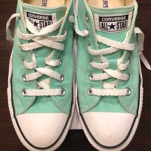 turquoise low top converse